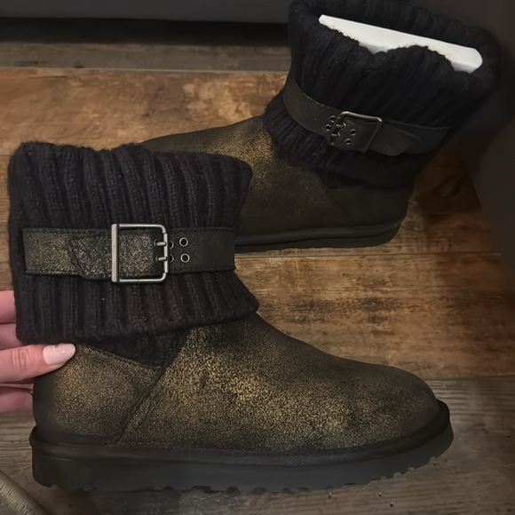 Authentic metallic UGG boots - Picture 2 of 12